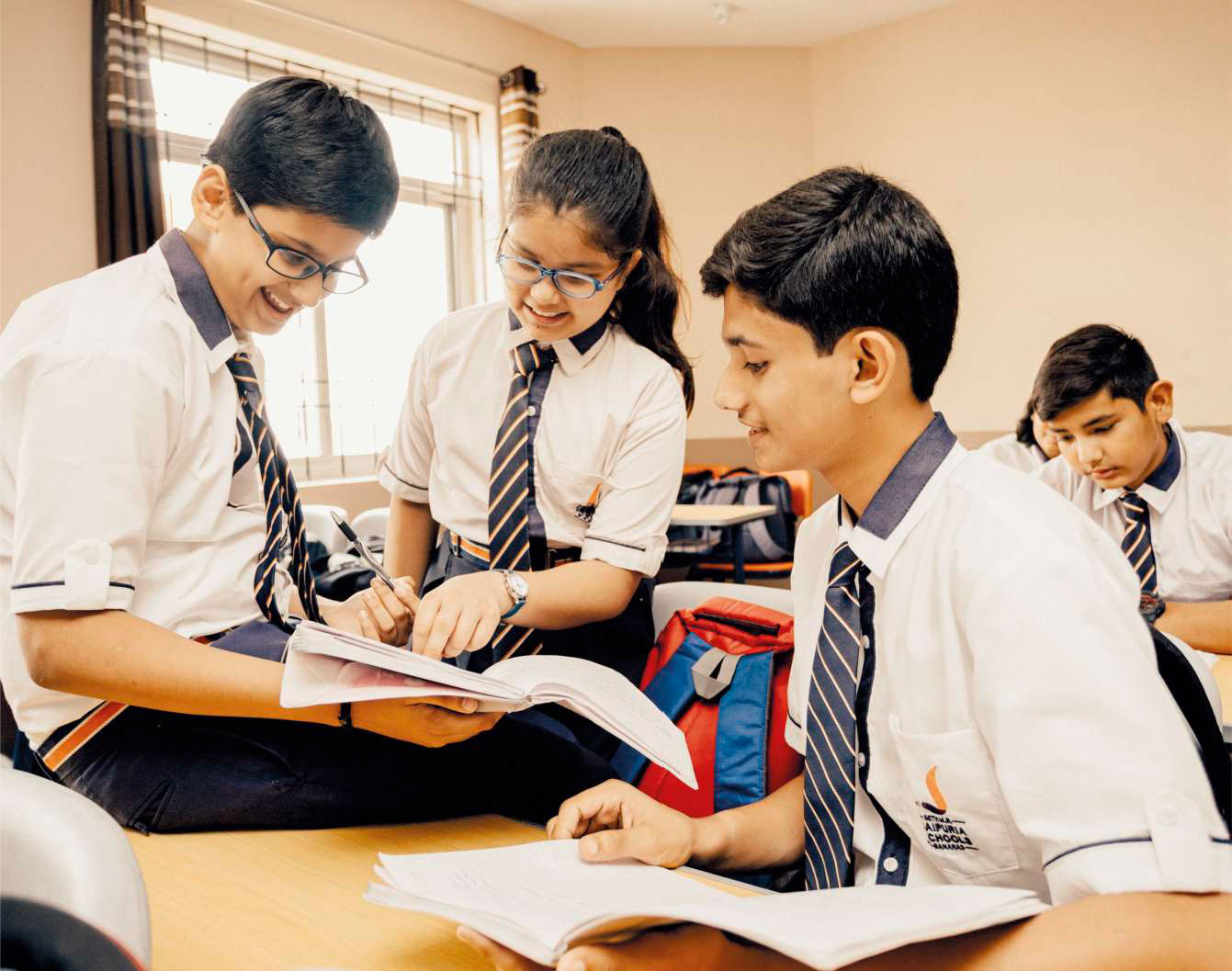 Best co-curricular schools in Lucknow – students at Jaipuria Kursi Road