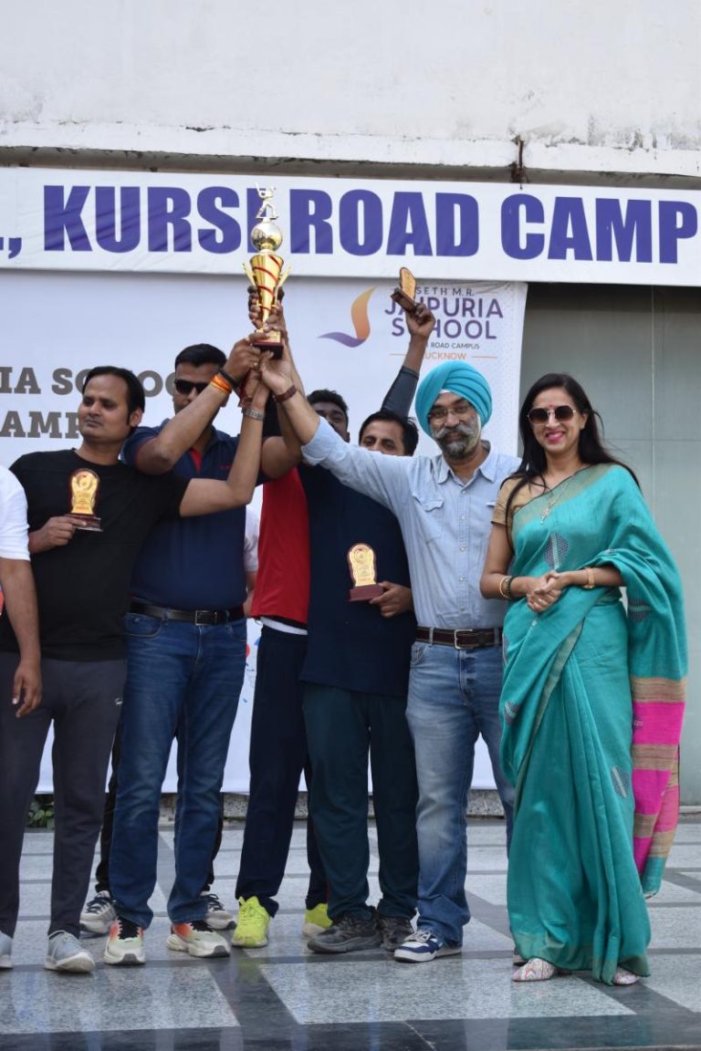 Jaipuria Parent Cricket Match